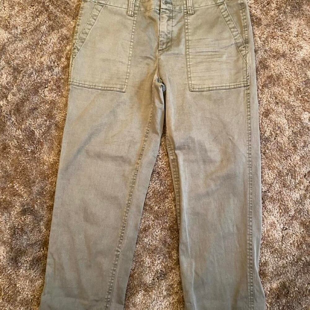 Y2K Vintage BCBGMaxAzria Olive Green Utility Cargo Cropped Capri Pants Indie